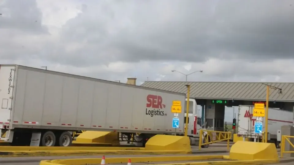 Propuesta busca ajustar costos en puentes hacia México tras crisis del sector.