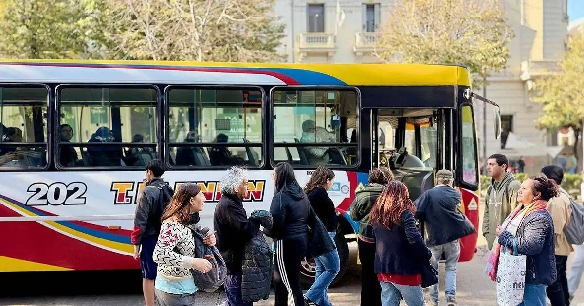 El nuevo esquema tarifario incluye incrementos según distancias y modalidades de pago.