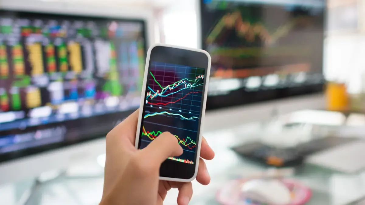 El reciente aumento en los precios de Bitcoin y XRP desafía las advertencias de Donald Trump, reflejando la resiliencia del mercado cripto.