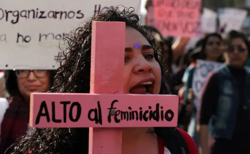 La violencia en el país sigue siendo alarmante, a pesar de una aparente reducción reciente.