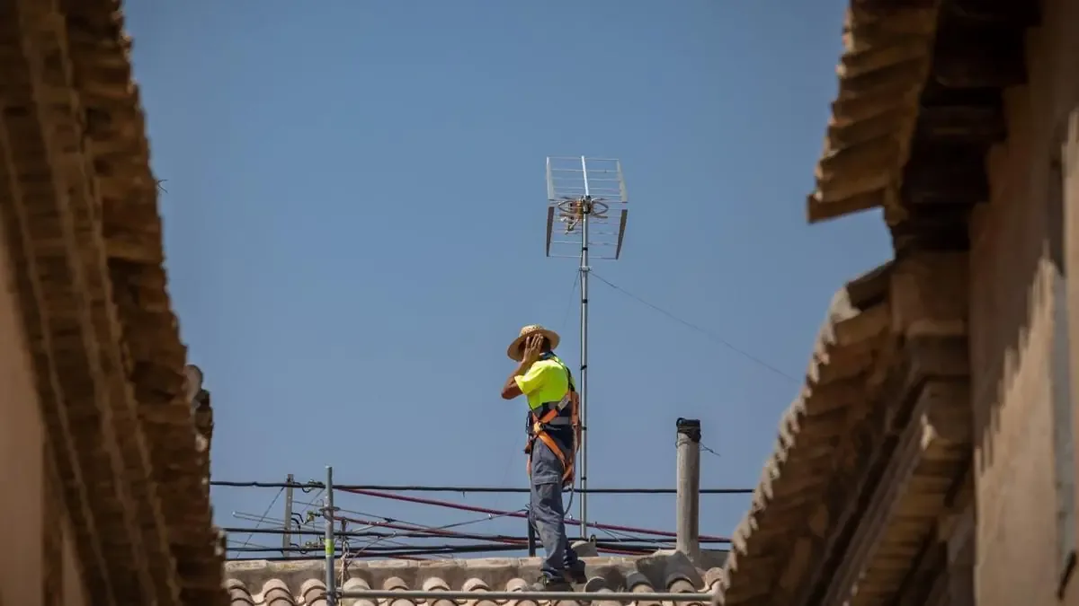 La UATAE solicita que el calor extremo se reconozca como riesgo laboral.