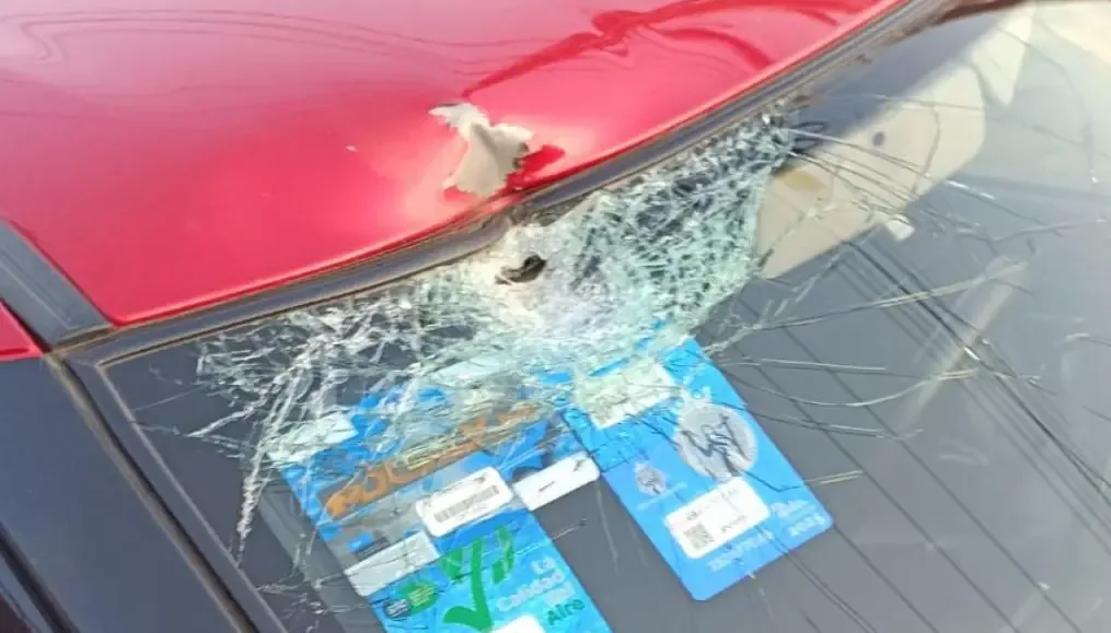 Automovilistas reportan agresiones en la carretera Irapuato-Abasolo, generando preocupación y temor en la comunidad.
