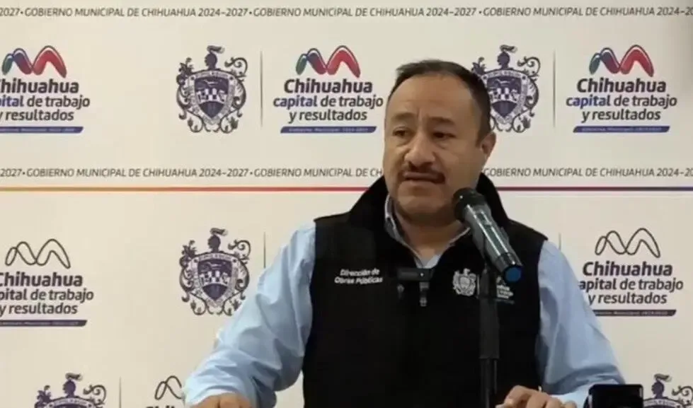 Avance del distribuidor vial en el cruce de Fuerza Aérea y Aldama.