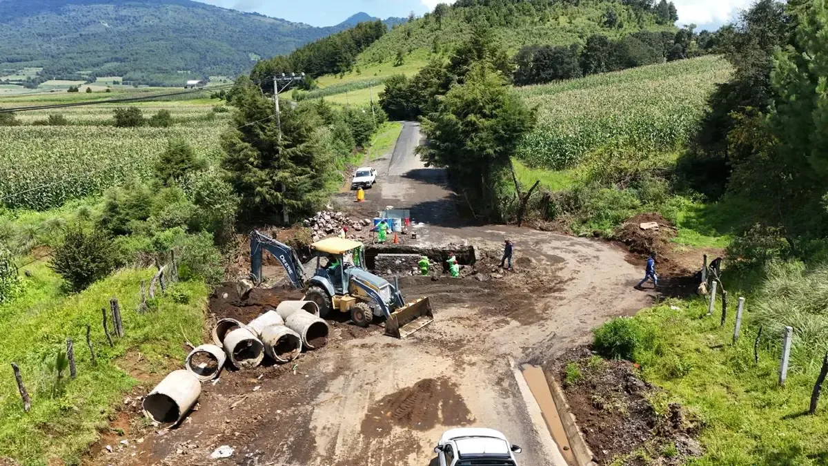 La mejora vial busca beneficiar a las comunidades indígenas de la Región Purépecha.