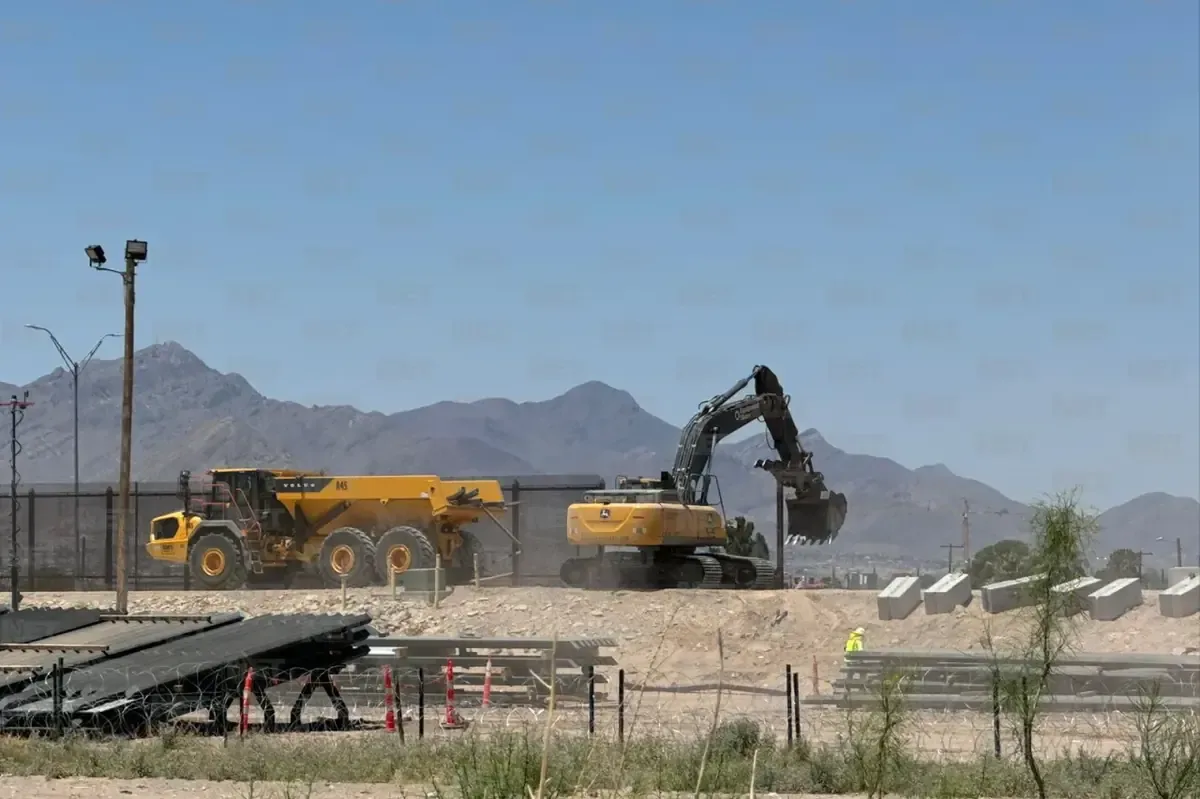 La renovación del muro fronterizo busca fortalecer la seguridad en la frontera con Estados Unidos.