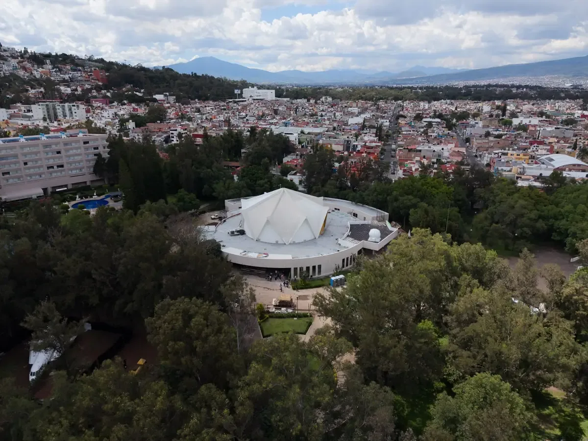 La renovación del Planetario promete generar empleos y beneficiar a miles de michoacanos.
