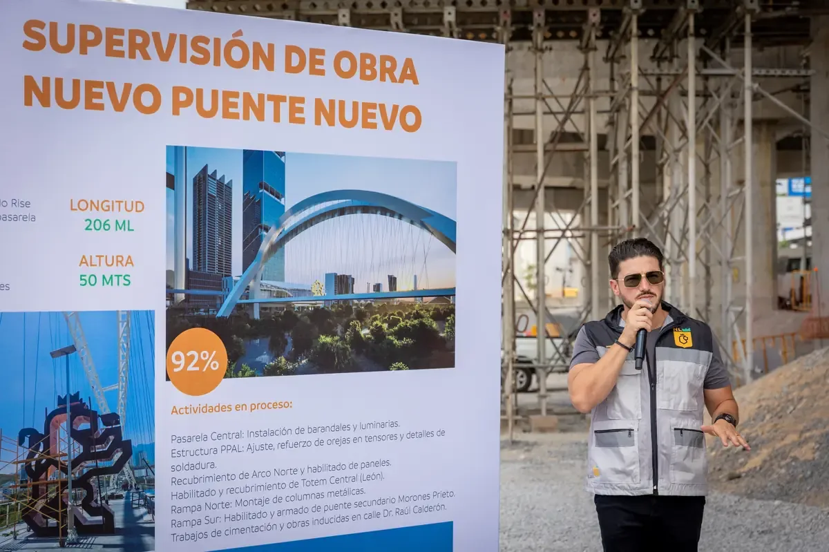 La construcción de dos puentes en Monterrey facilitará la movilidad de miles de peatones a la nueva Línea 4 del Metro.