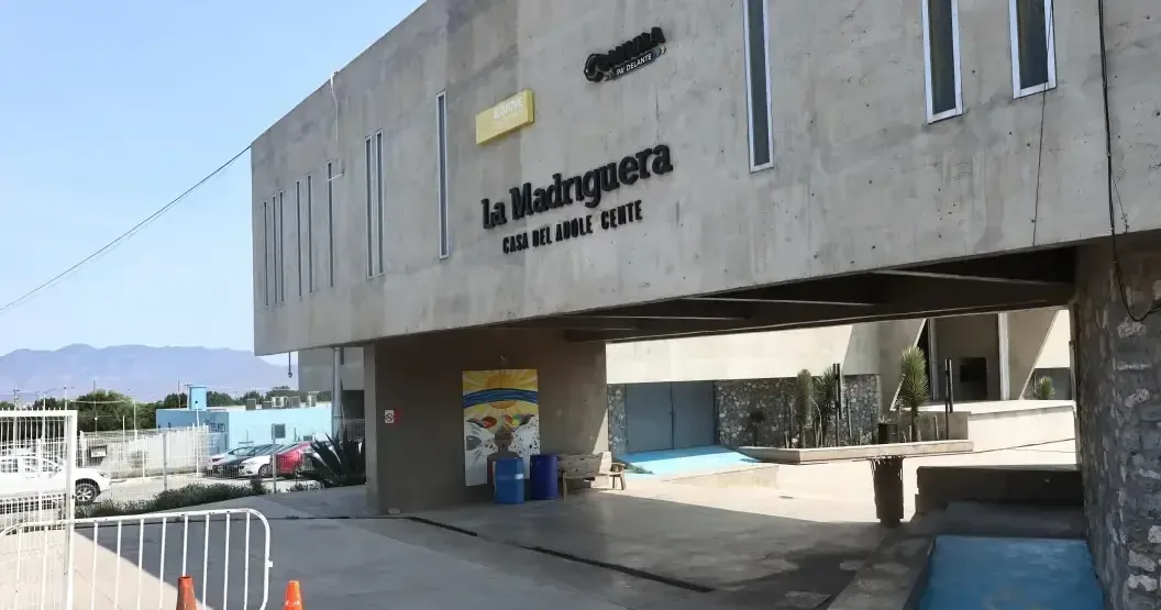 ICOJUVE refuerza vigilancia y limpieza en el área tras el reporte de una serpiente.