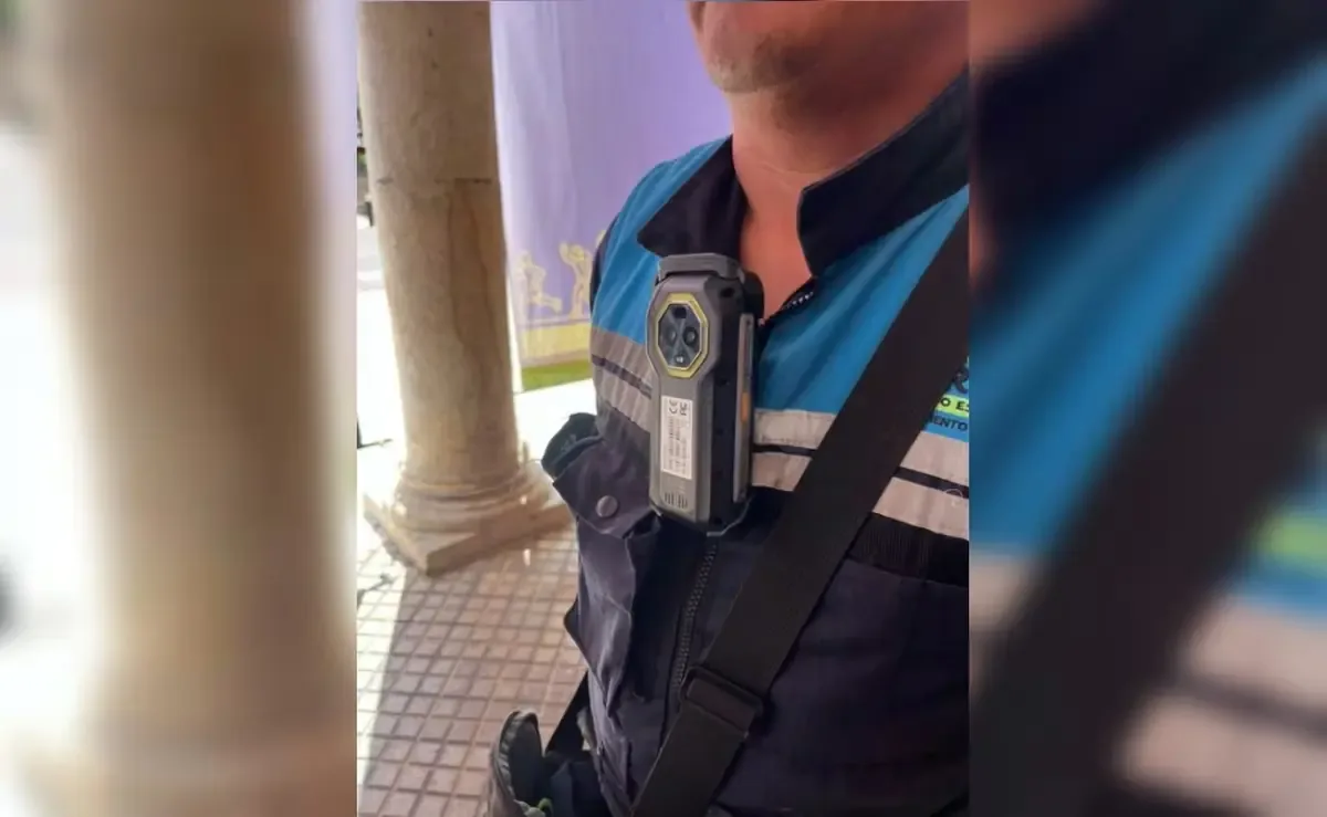 La medida busca prevenir actos de corrupción y mejorar la transparencia en la vigilancia pública.