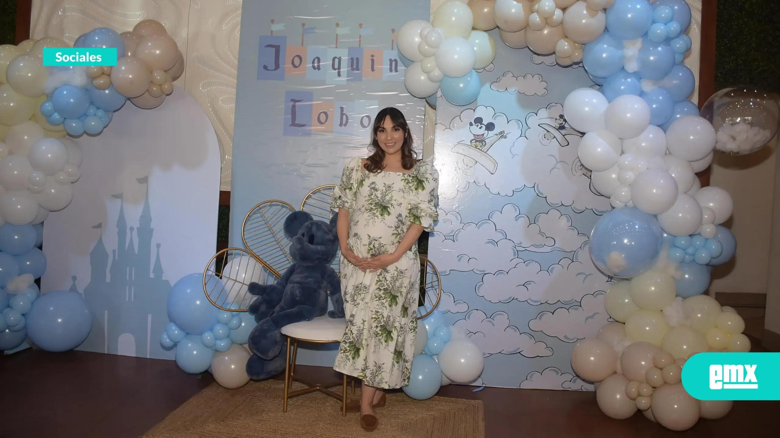 Baby shower de Viridiana Ceniceros con familiares y amigos en Tijuana.