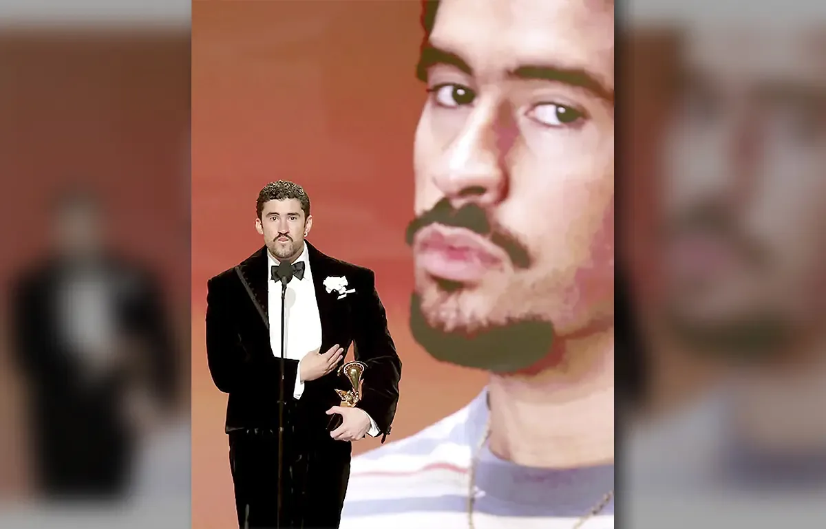 Bad Bunny se consolida como un ícono cultural tras su victoria en los Grammy y su actuación en el Super Bowl.