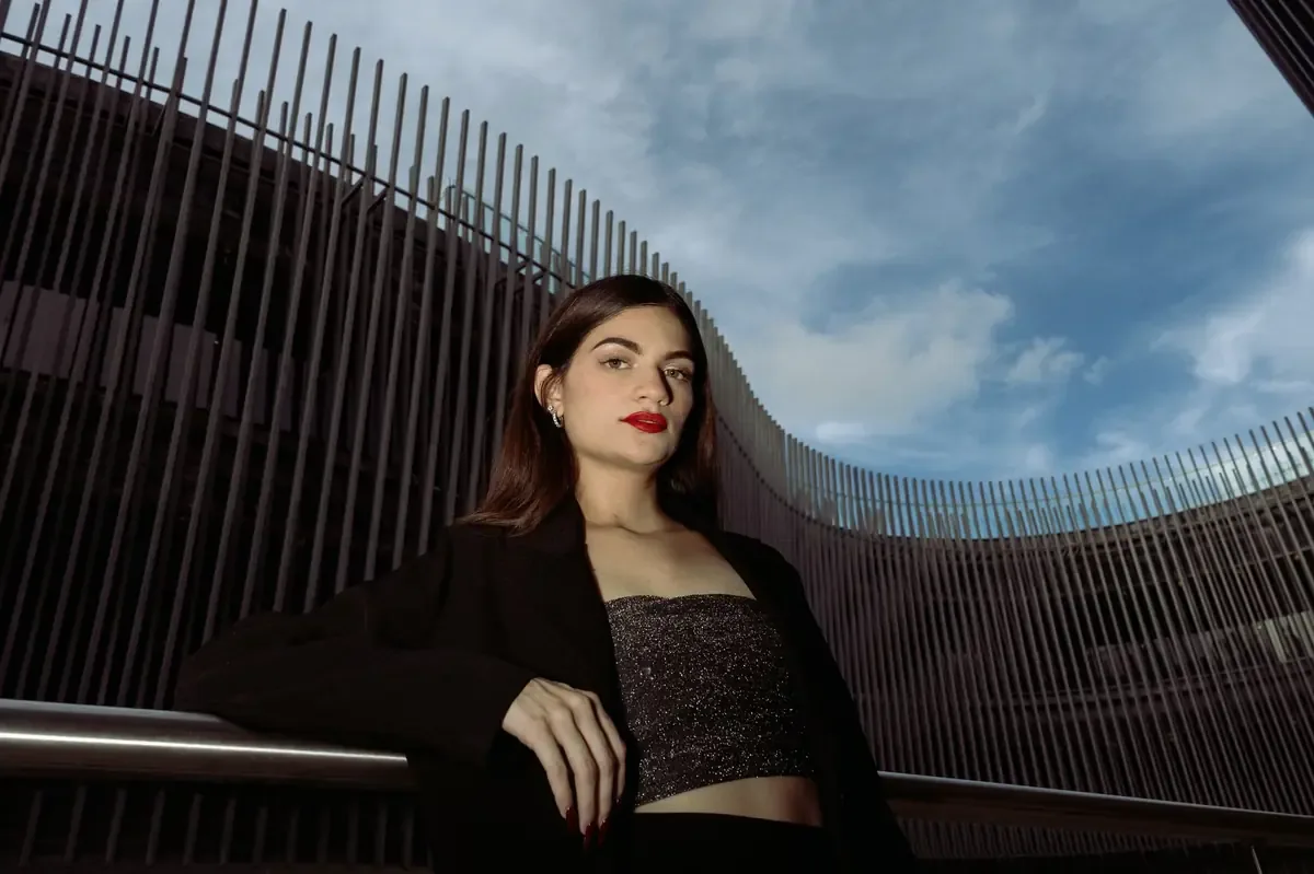 El homenaje reconoce más de 40 años de participación de Lali en la Escala en Hi-Fi y su impacto en la comunidad.