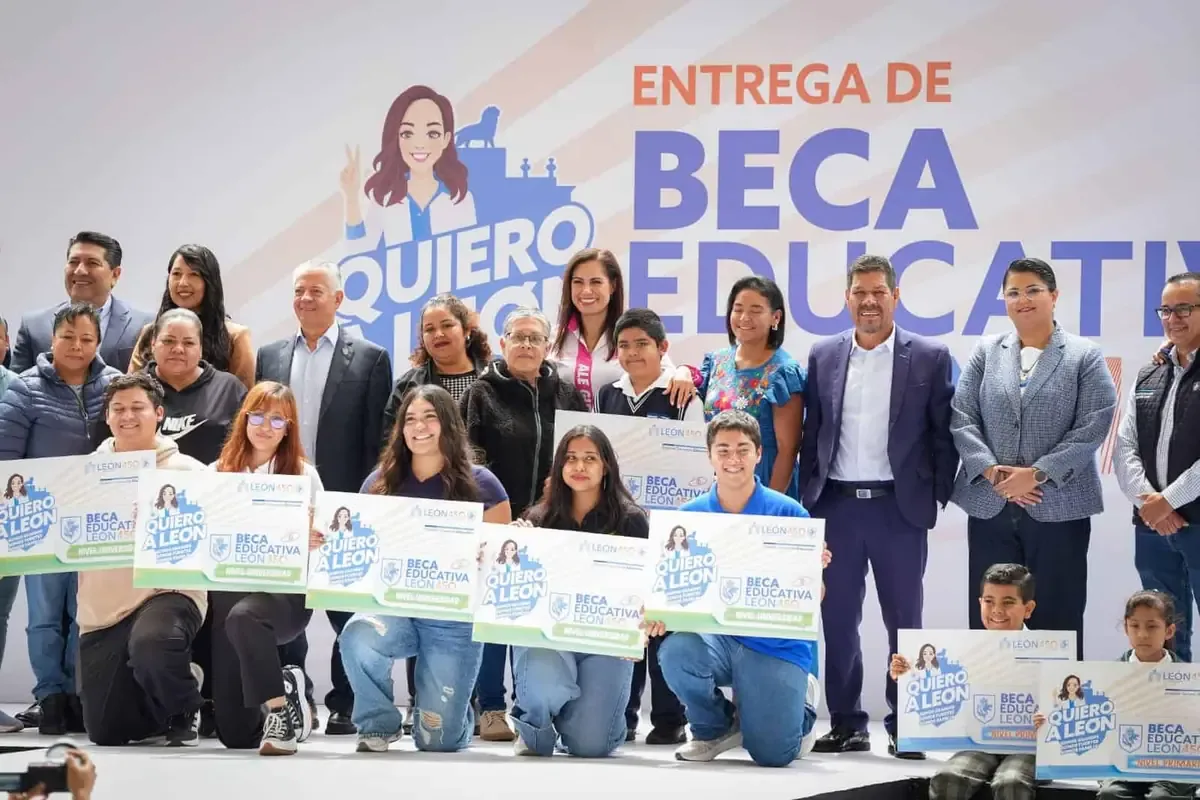 Esta beca busca apoyar a estudiantes sobresalientes en su formación académica.