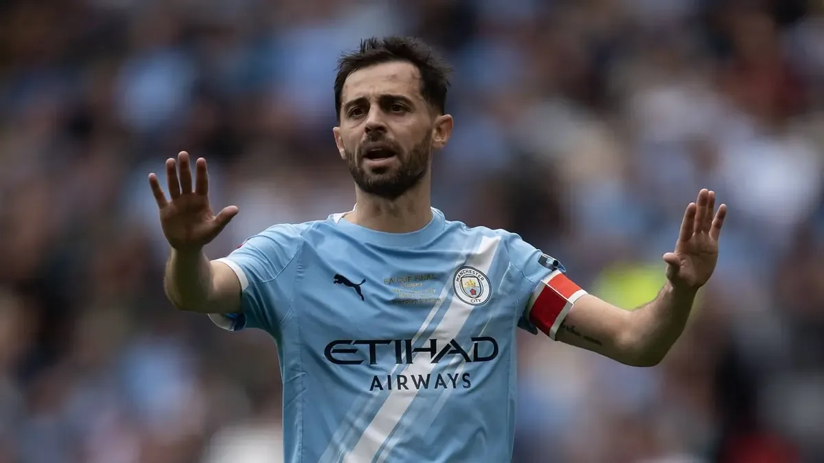 El mediocampista portugués opta por unirse al club español tras dejar el Manchester City.