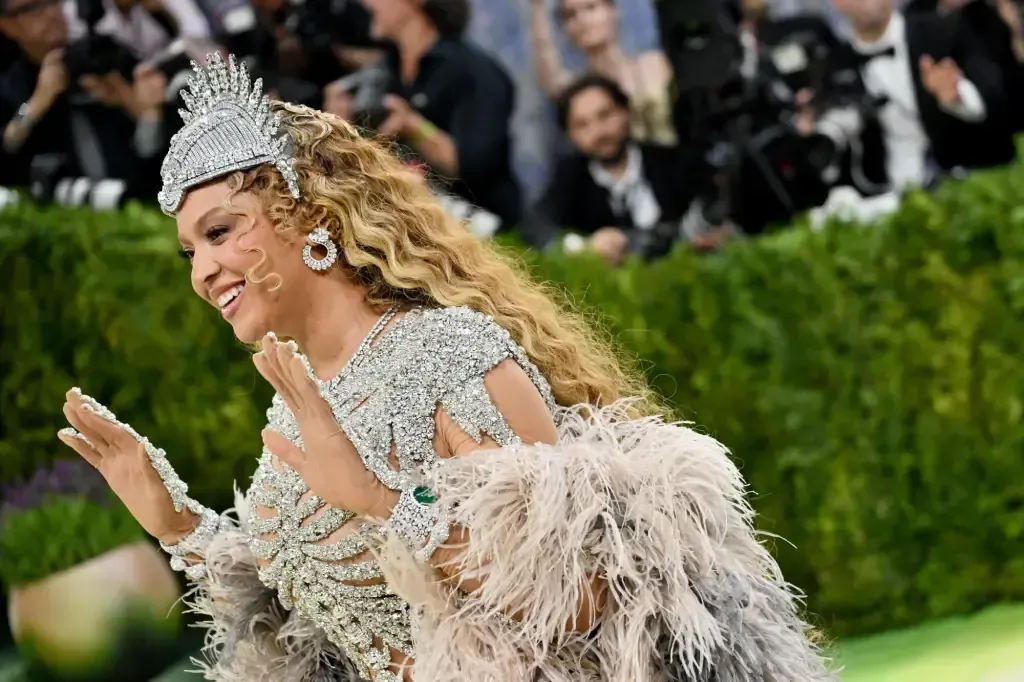 Esta semana se destacan nuevos sencillos de Beyoncé, Suki Waterhouse y Teddy Swims, entre otros artistas.