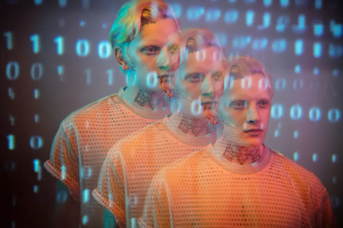 El nuevo sencillo de Binary Order explora un futuro distópico y tecnológico.