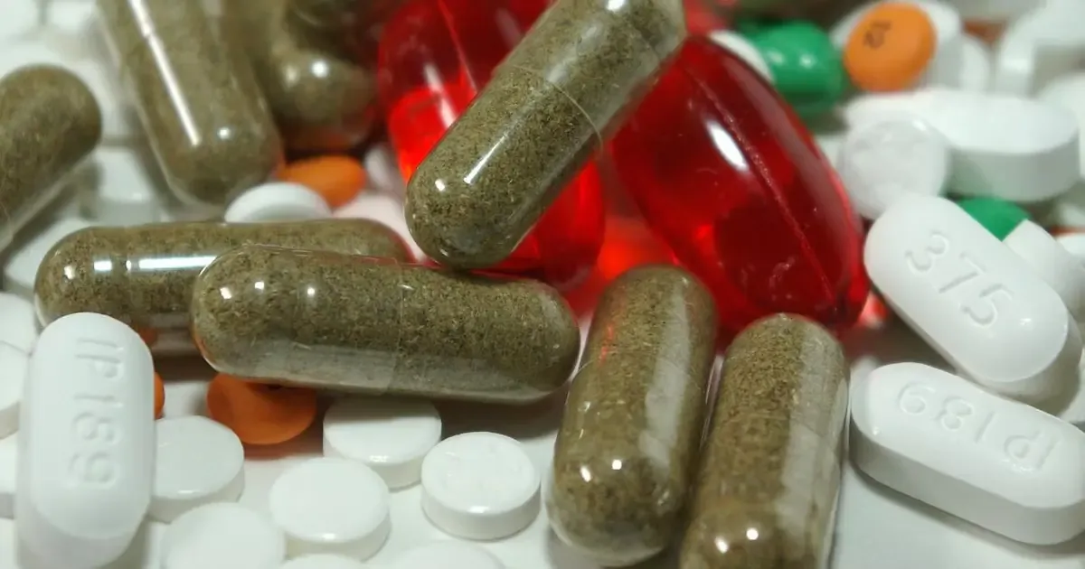 La medida busca mejorar el cumplimiento de entrega de medicamentos en el sistema de salud mexicano.