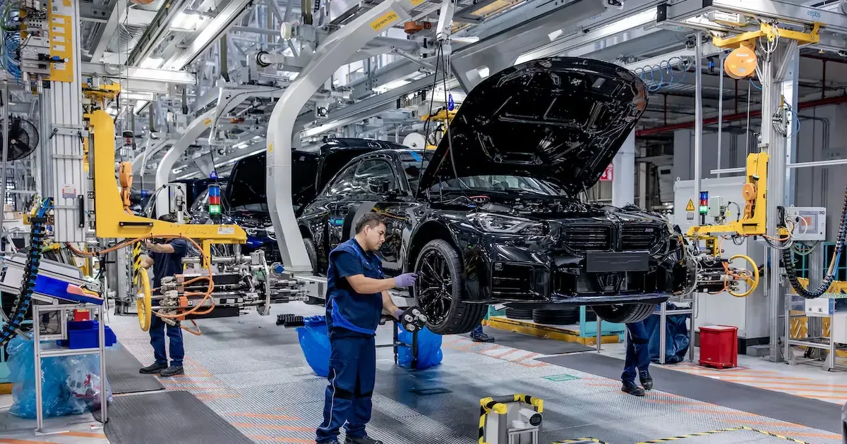 La planta de BMW en México se transformará en un centro de vehículos eléctricos y baterías de última generación.
