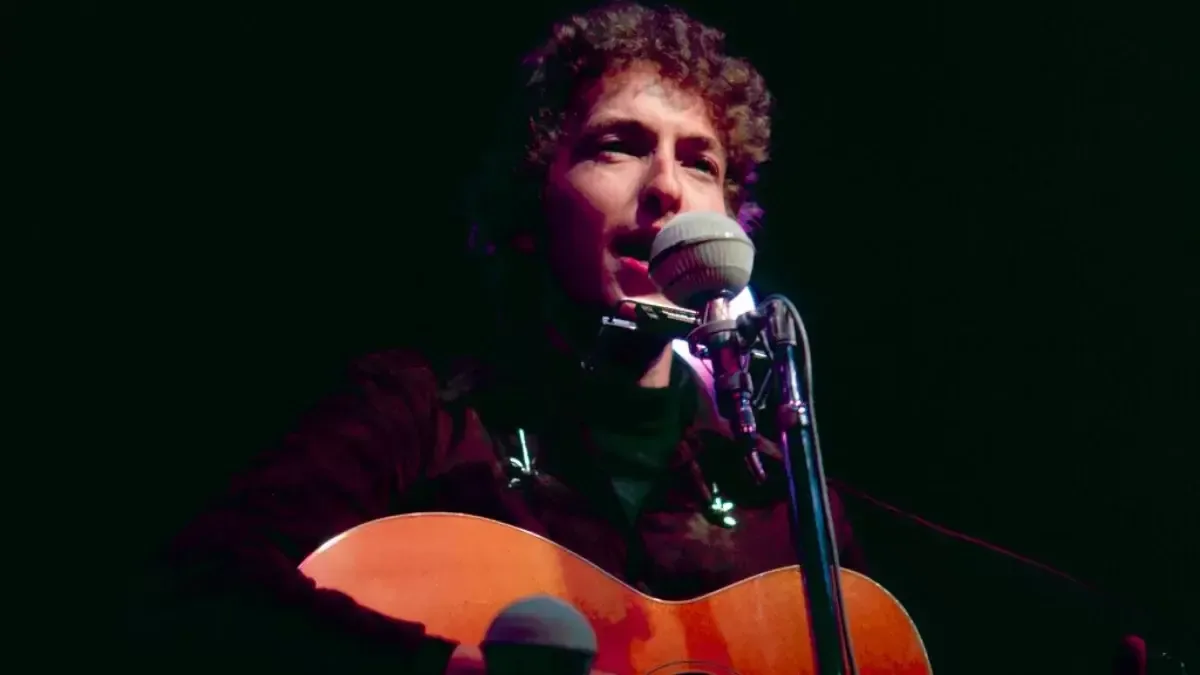 El álbum "Another Side of Bob Dylan" representa una ruptura con el folk tradicional y un giro hacia la introspección.