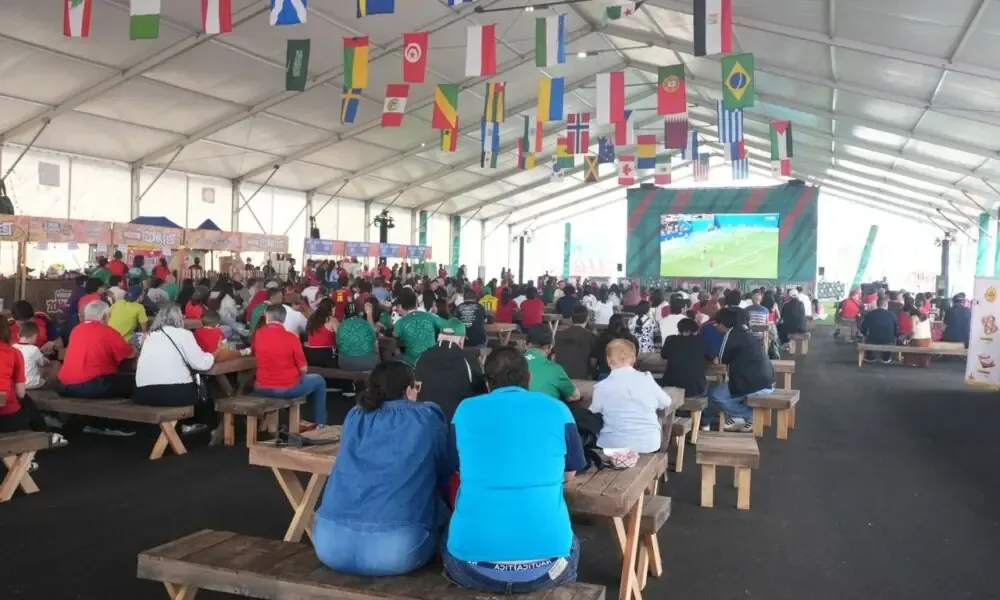 Más de 150 mil personas disfrutaron del FanFest en Querétaro, cerrando con concierto de Los Ángeles Azules.