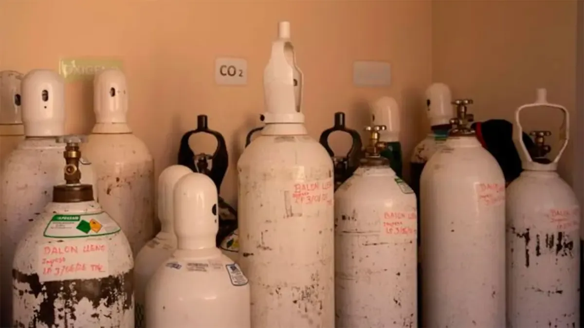 Seis toneladas de oxígeno son enviadas ante la crisis sanitaria y económica del país.