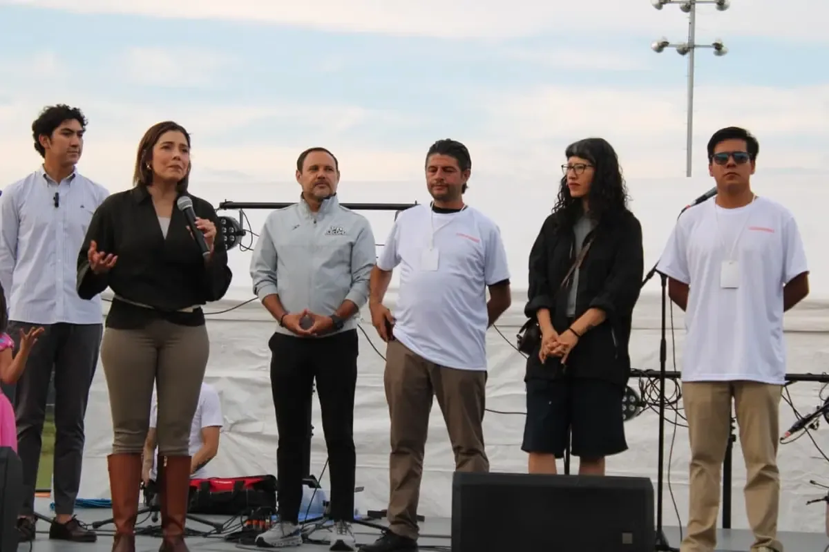 La diputada local destacó la importancia de la unión familiar y el trabajo comunitario en el evento cultural.