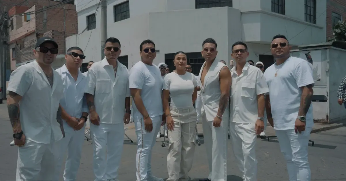 Brunella Torpoco lidera "Un Canto por la Paz" para unir a la comunidad.