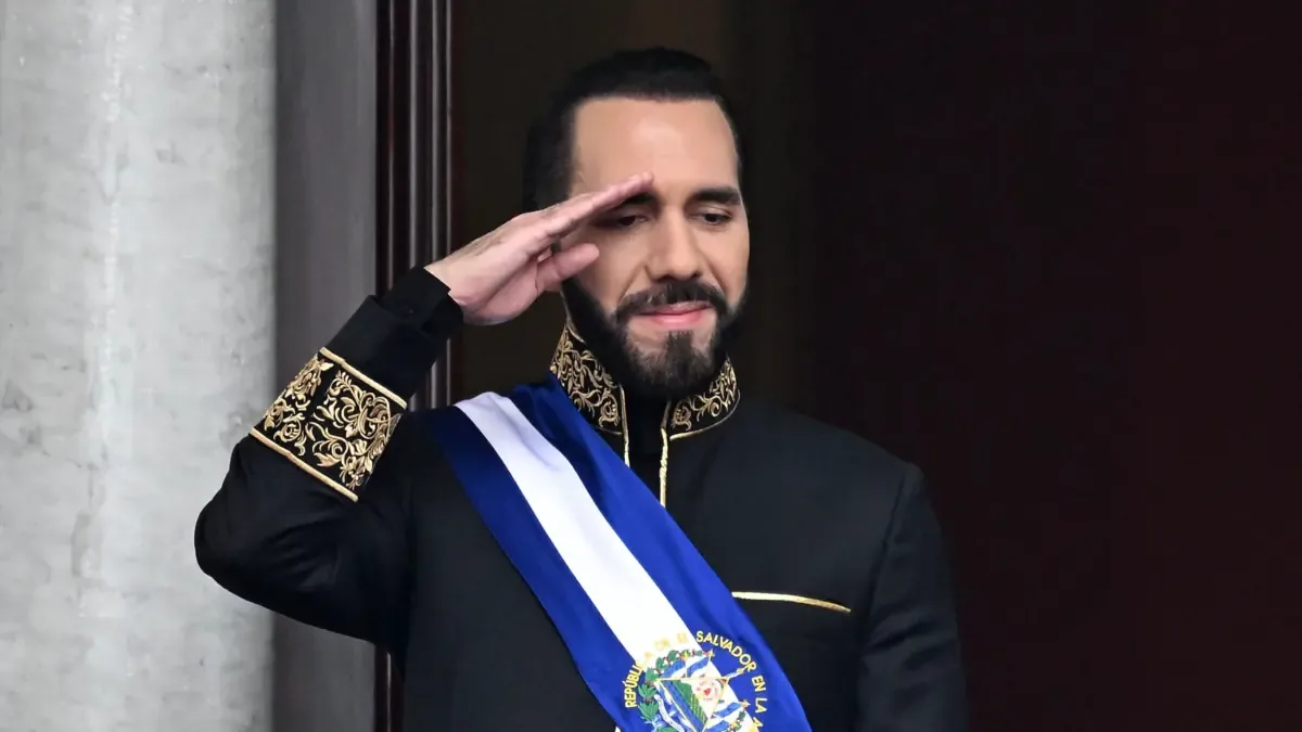 La reelección indefinida permite a Bukele aspirar a un nuevo período presidencial en 2024.