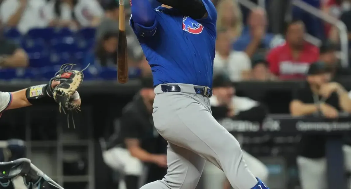 Nico Hoerner y Michael Conforto brillan en el triunfo 6-5 de los Cachorros sobre los Marlins.