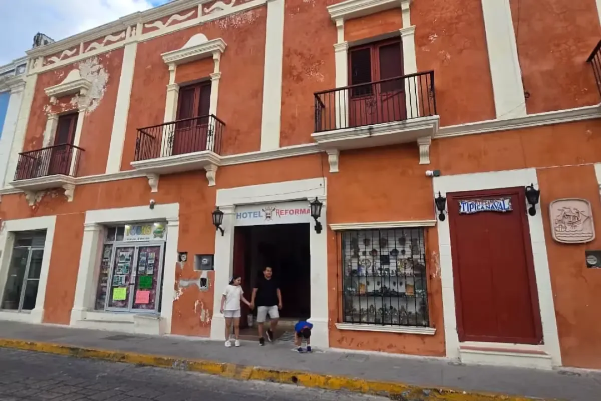 La caída en la ocupación hotelera refleja desafíos para el turismo en Campeche y la necesidad de promoción efectiva.