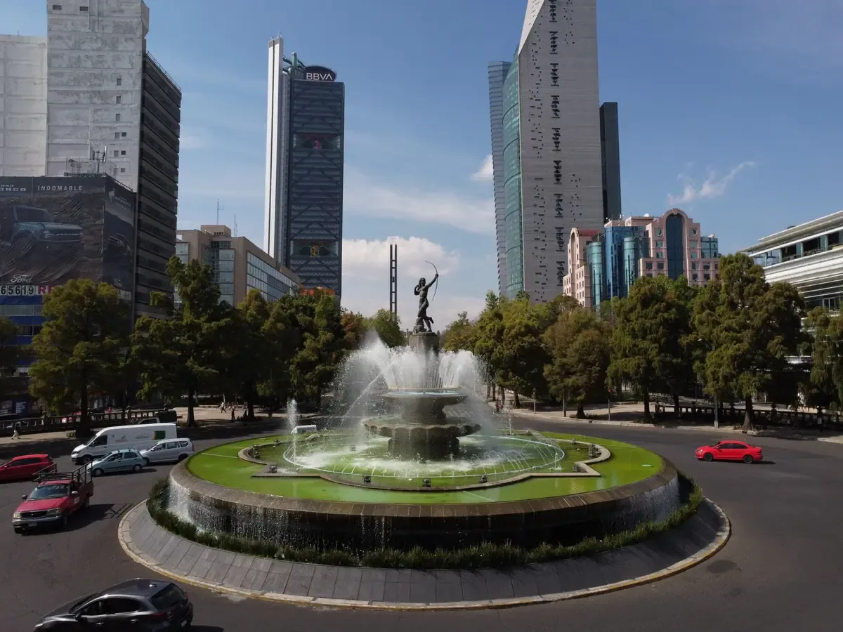 La ola de calor afectará a varios municipios, llevando registros críticos y la posibilidad de tormentas moderadas.