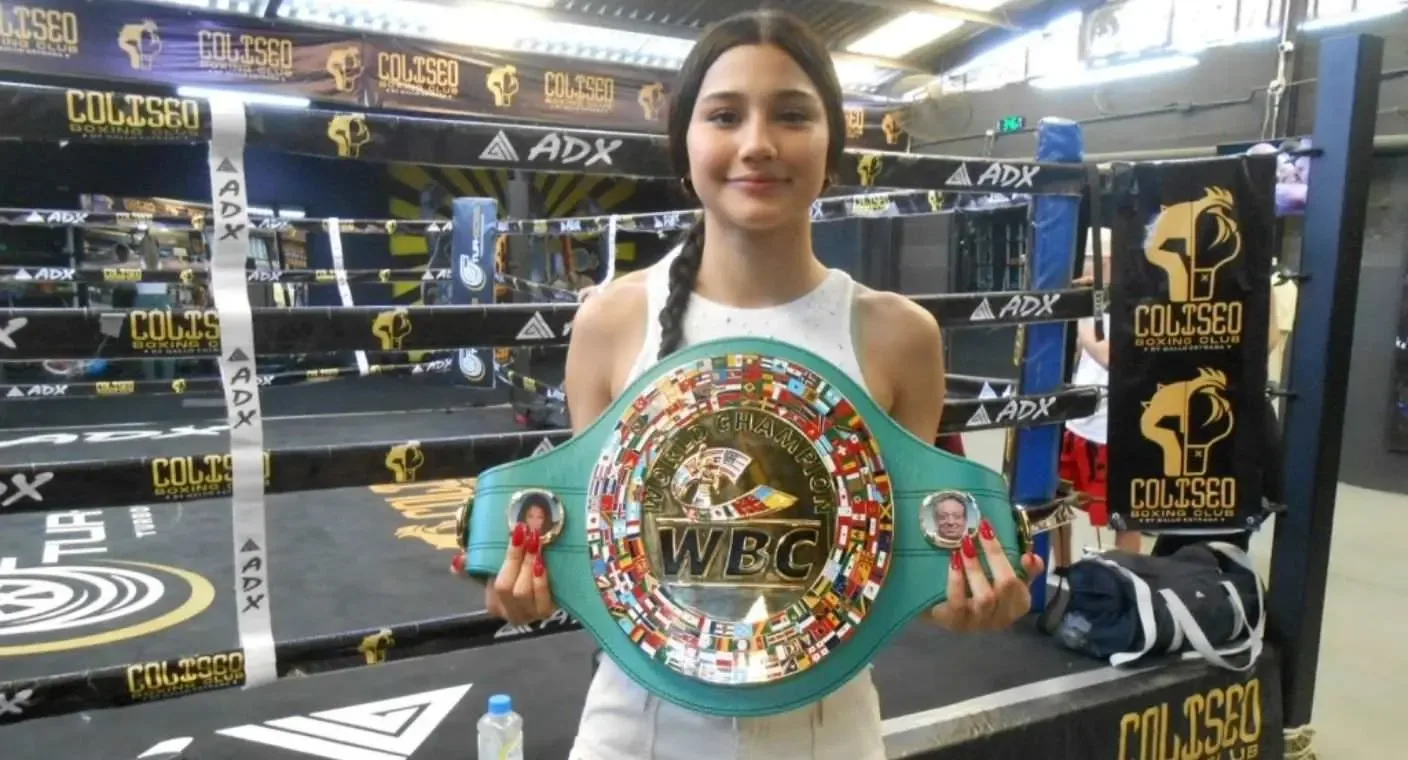 Camila Zamorano lista para su combate en el Palenque de la Expogan.