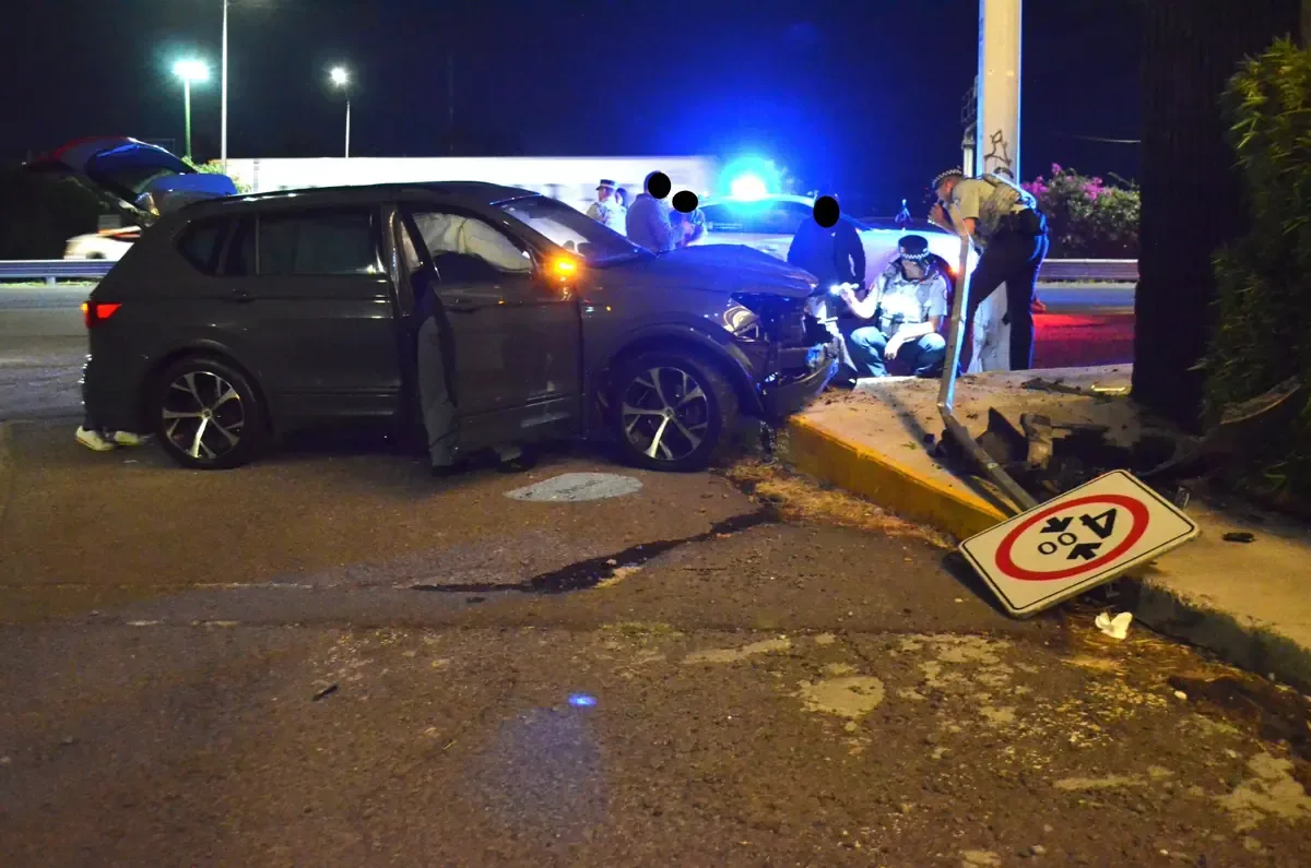 La colisión ocurrió en la carretera México-Querétaro, afectando el tránsito en la zona.