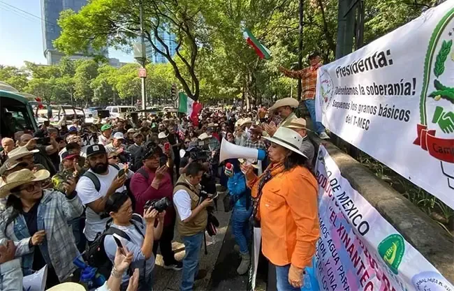 La movilización de agricultores busca cambios en el tratado que afecta su producción.