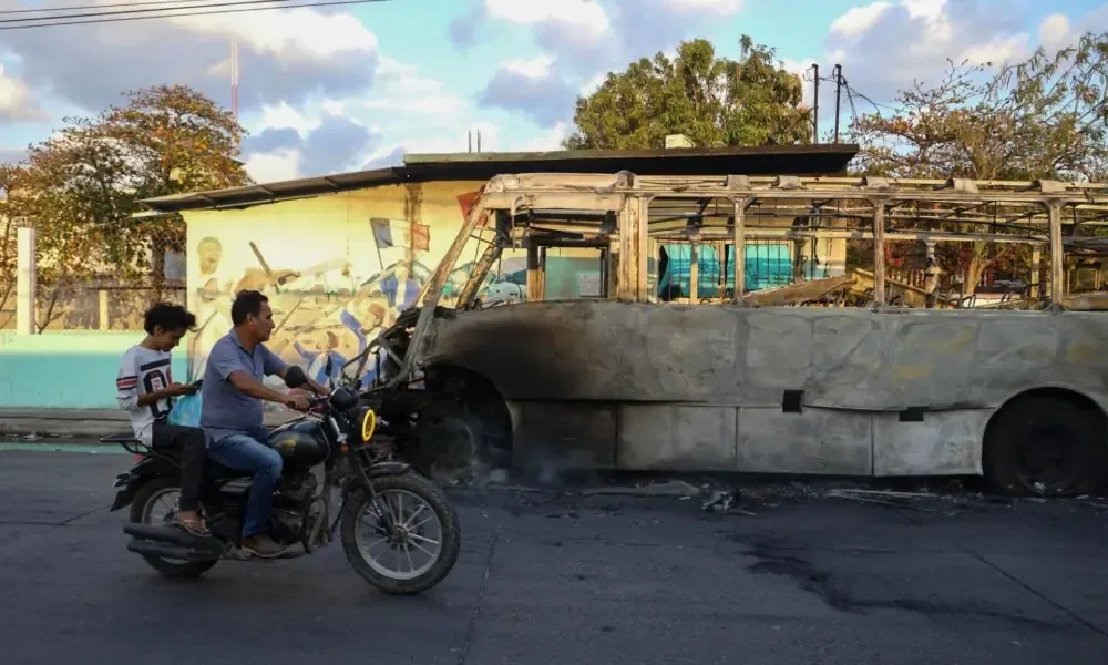 Cancelaciones de clases y ausentismo masivo en varias entidades por recientes hechos violentos.