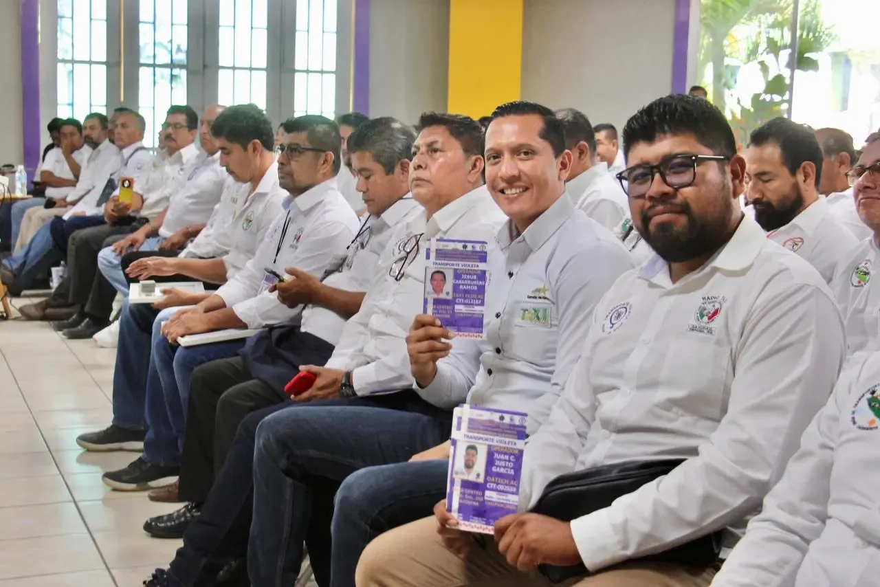 Capacitación para transportistas en el Museo La Avispa, Chilpancingo.