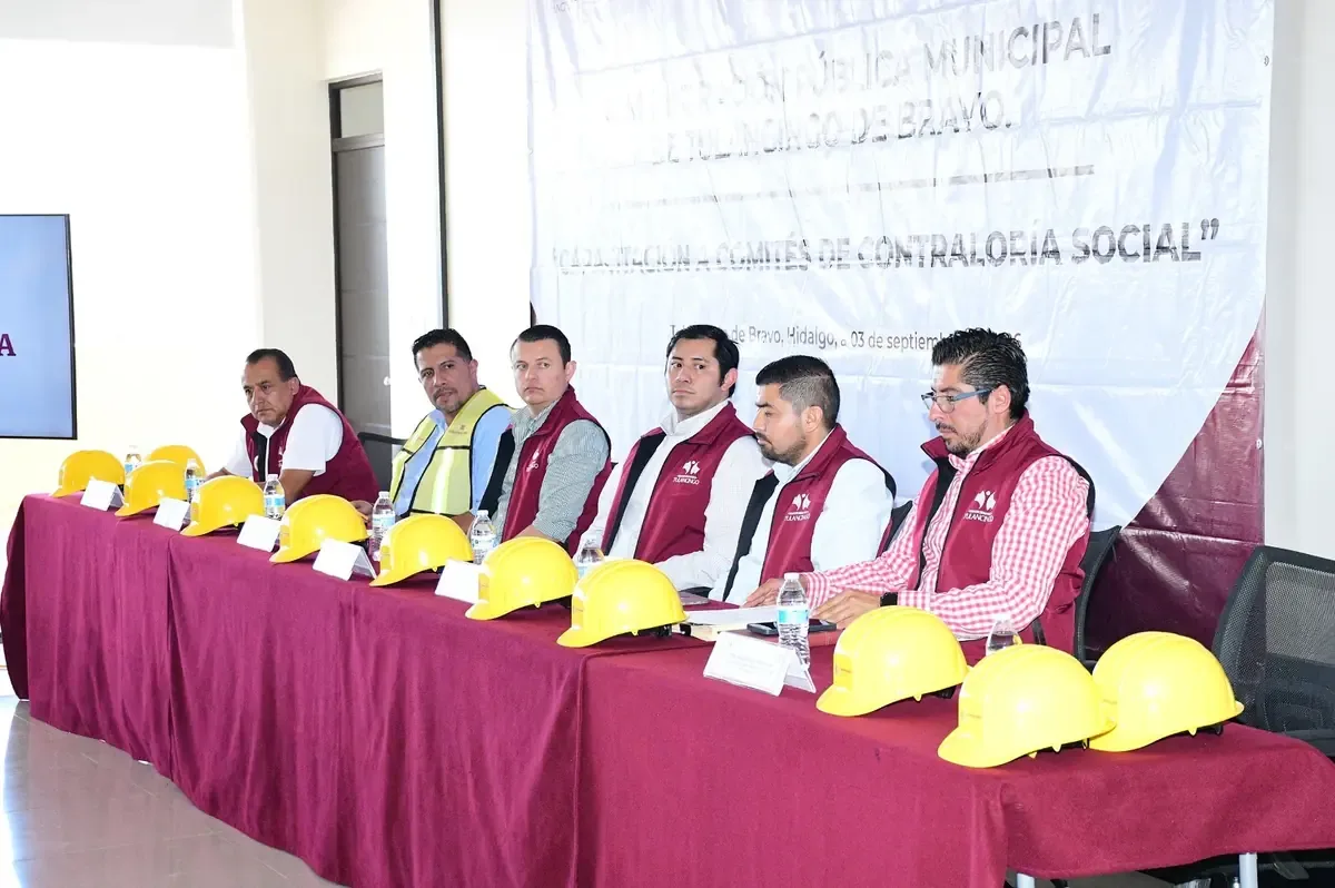 La capacitación busca fortalecer la participación ciudadana en la vigilancia de proyectos de infraestructura.