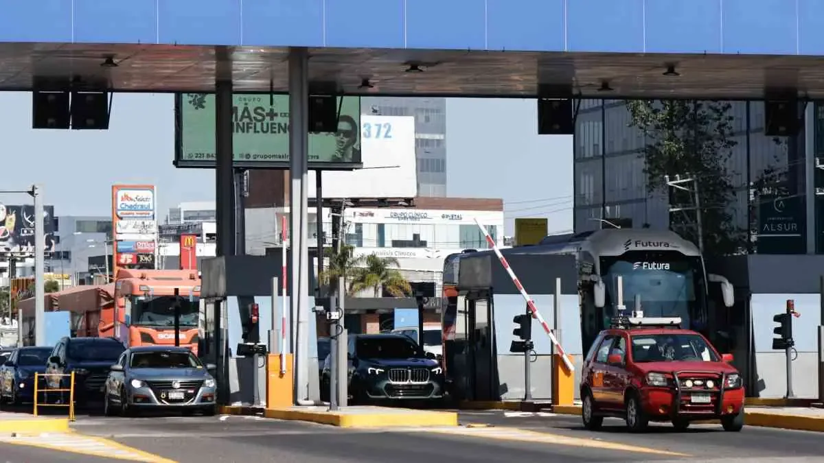 Las nuevas modalidades de pago buscan modernizar el tránsito en carreteras mexicanas.