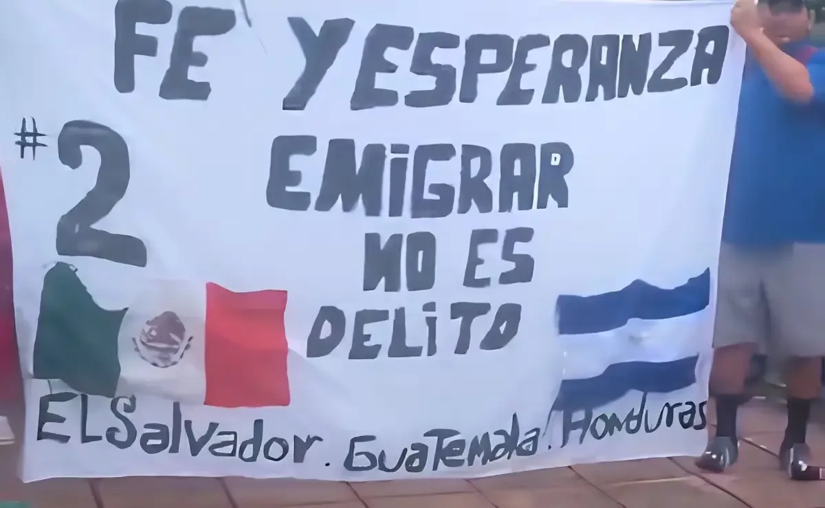 La caravana busca mejores oportunidades laborales en medio de la crisis en sus países de origen.