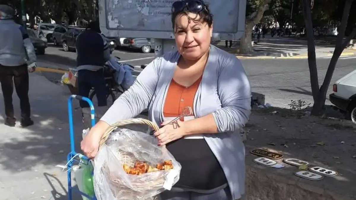 La profesora venció la adversidad y ahora impulsa la enseñanza innovadora en contextos vulnerables.