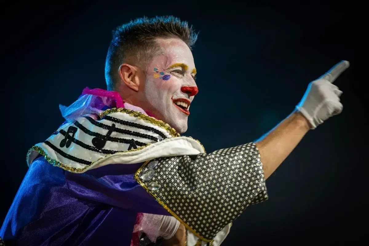 La murga La Sonora apuesta por la autenticidad y el trabajo en equipo en su próximo carnaval.