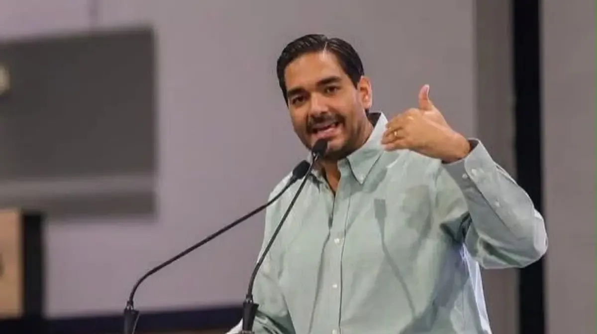 El alcalde de Reynosa, Carlos Peña, afirma haber sufrido hostigamiento político durante la administración de García Cabeza de Vaca.