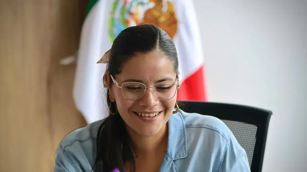 La dirigente de Morena llama a fortalecer la organización frente a amenazas externas.