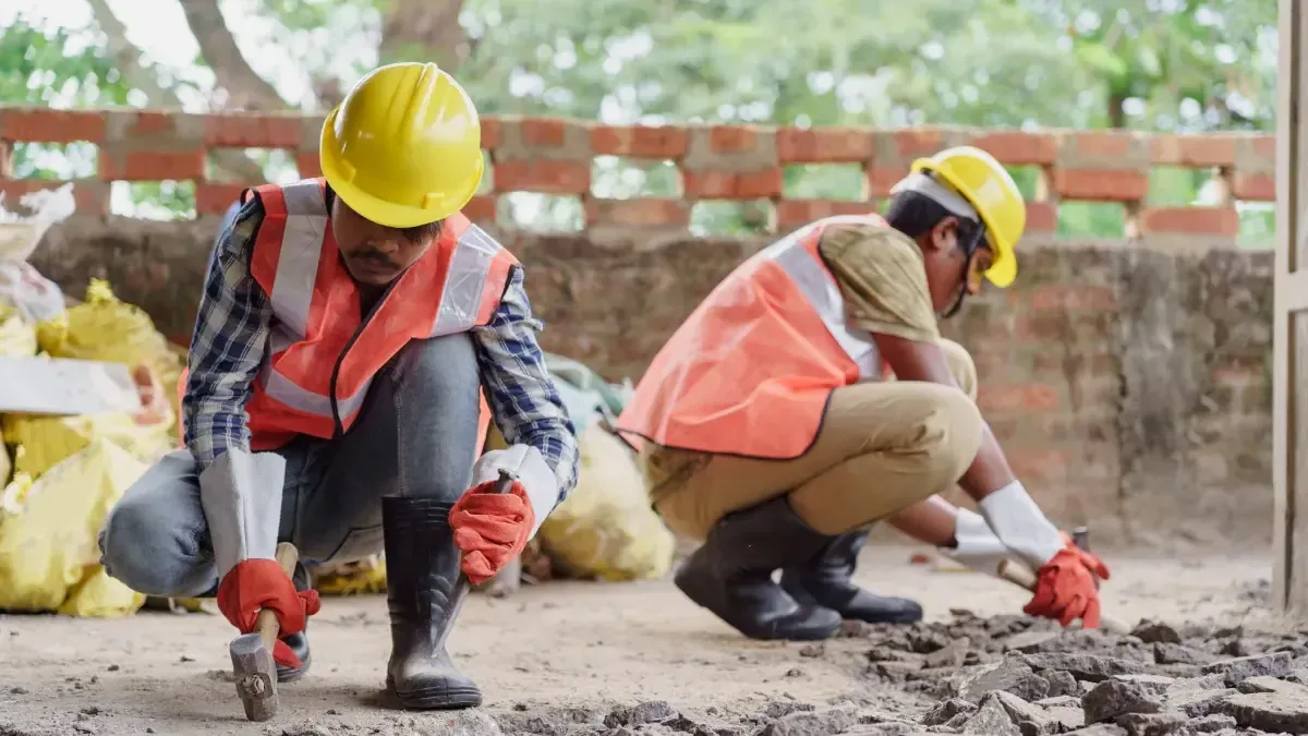 Se buscan operarios y supervisores para el mantenimiento del sistema pluvial de la ciudad.