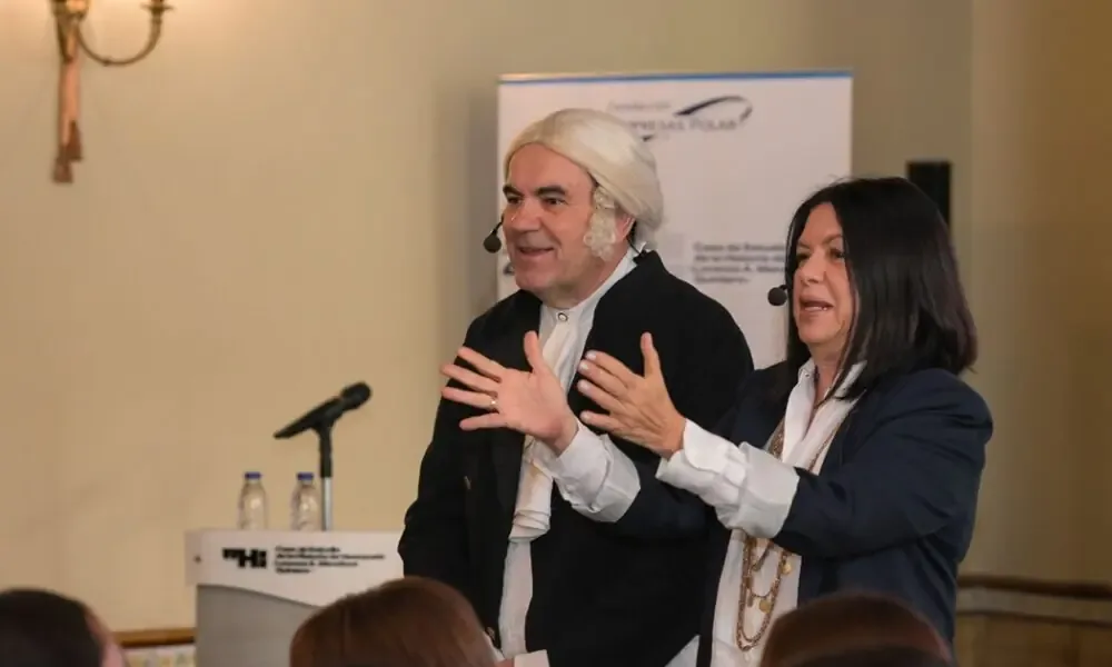Casa Veroes transforma la educación con un pódcast interactivo que engancha a estudiantes.