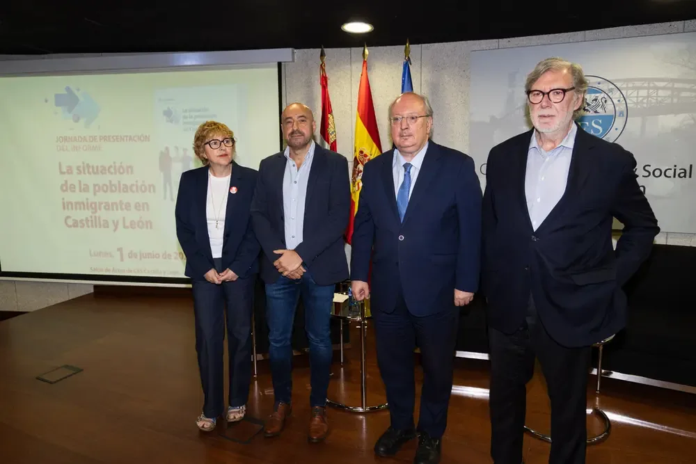 Enrique Cabero enfatiza la importancia de la inmigración en el crecimiento económico de la región.
