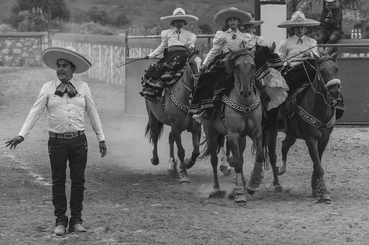 La intervención en Tecate se relaciona con un caso legal que involucra asesinatos y disputas de tierras.