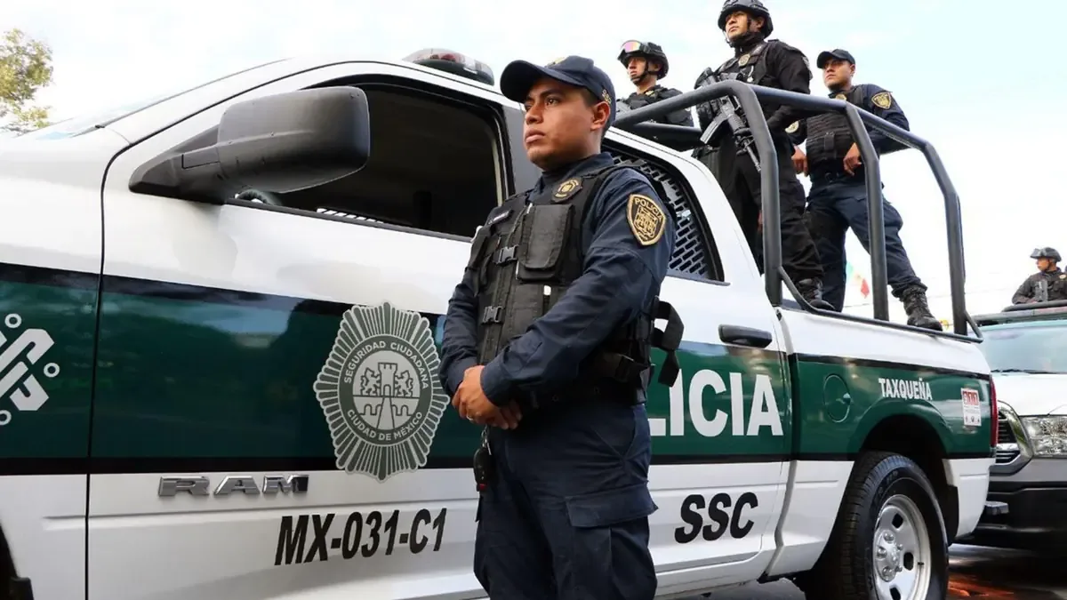 La seguridad en la capital se refuerza con un gran operativo para proteger a los ciudadanos y turistas durante el periodo vacacional.