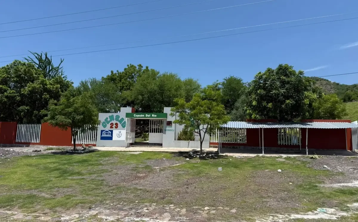 Inversión se destina a equipamiento y mejoras en el Centro de Educación Media Superior a Distancia.