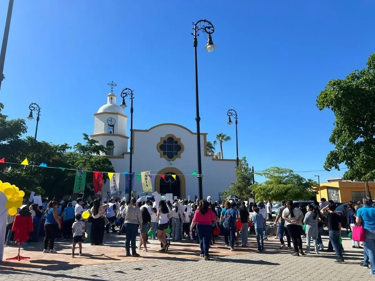 Celebración de la Virgen de la Candelaria en el Barrio Mágico de Villa de Seris.